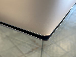 Macbook Air 2020 M1 8GB 256GB Pre-owned