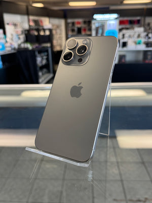 iPhone 15 Pro Max 256GB Unlocked Pre-owned