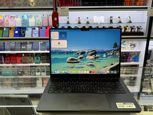Macbook Pro 14 2024 16GB 512GB Pre-owned