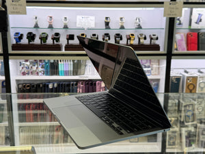 MacBook Pro 13 M1 16GB 256GB Pre-owned