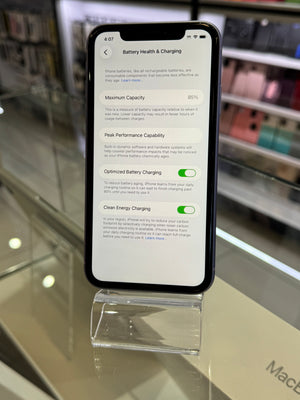 iPhone 11 64gb Straight Talk Pre-owned