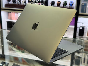 Macbook Pro 13 M1 8GB 256GB Pre-owned