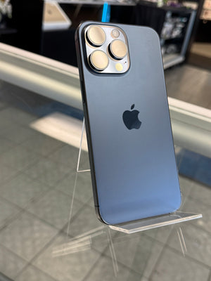 iPhone 15 Pro Max 256GB Unlocked Pre-owned