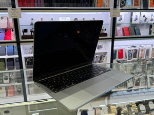 Macbook Pro 13" 2020 M1 8GB 512GB Pre-owned