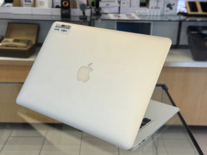 Macbook Air 13 2017 8GB 128GB Pre-owned