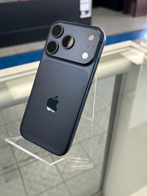 iPhone 17 Pro 256GB Unlocked Apple Warranty 12/26 Pre-owned