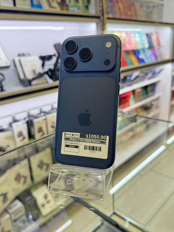 iPhone 17 Pro 256GB Unlocked Pre-owned