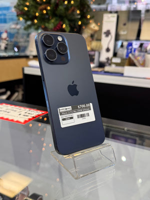 iPhone 15 Pro Max 256GB Unlocked Pre-owned