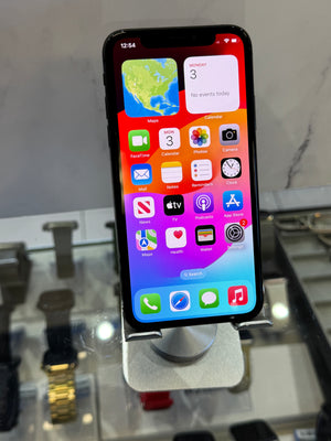 iPhone XS 64GB Unlocked Pre-owned