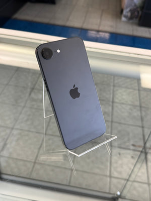 iPhone 16e 128GB Unlocked Pre-owned