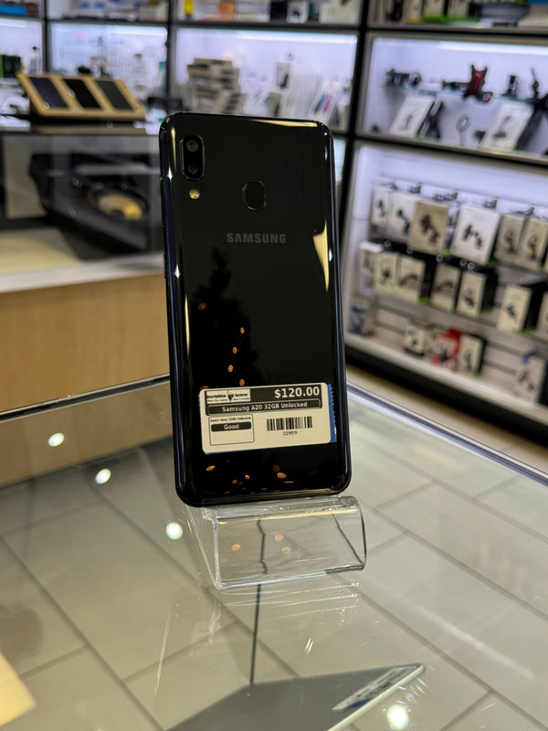 Samsung A20 32GB Unlocked Pre-owned