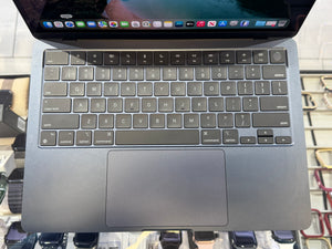 Macbook Air M2 2020 8GB 256GB Pre-owned