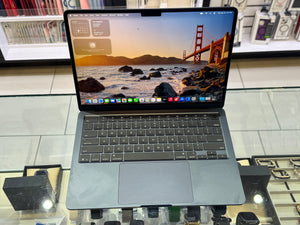 MacBook Air 13" 2025 M4 16GB 256GB