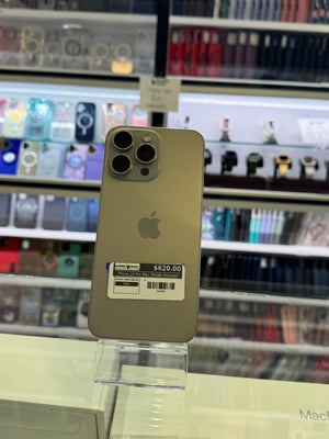 iPhone 15 Pro Max 256GB Unlocked Pre-owned