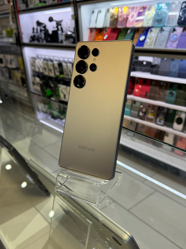 Samsung S25 Ultra 1TB Unlocked Pre-owned