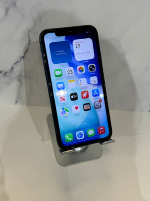 iPhone 11 128GB Unlocked Pre-owned