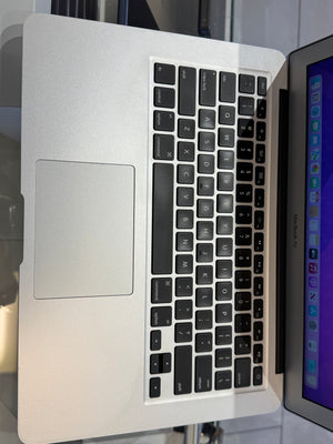 MacBook Air 13 2015 8GB 256GB Pre-owned