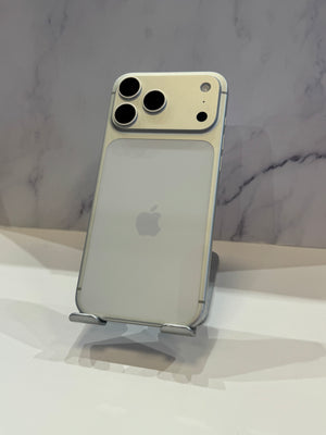 iPhone 17 Pro Max 256GB Unlocked Pre-owned