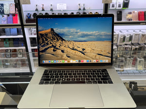 Macbook Pro 15 2019 16GB 512GB Pre-owned