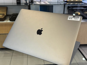 MacBook Pro 2019 16" 32GB 1TB Pre-owned