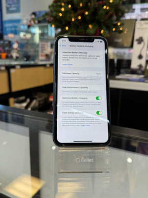 iPhone 11 64GB Unlocked Pre-owned