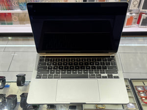 Macbook Pro 13 M1 8GB 256GB Pre-owned
