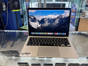 Macbook Air 13 M1 8GB 256GB Pre-owned