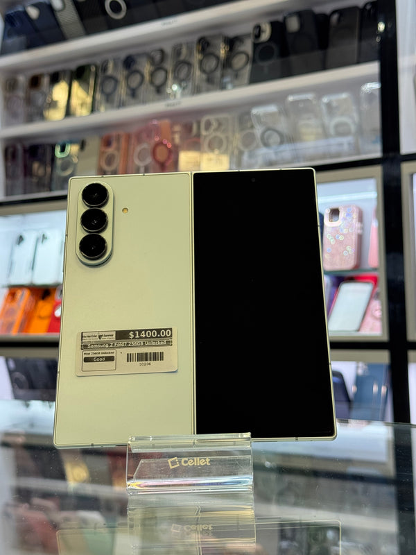Samsung Z Fold7 256GB Unlocked Pre-owned