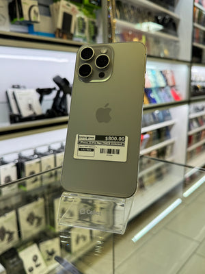 iPhone 15 Pro Max 256Gb Unlocked Pre-owned