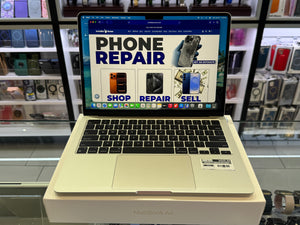 Macbook Air 2022 M2 8GB 256GB Pre-owned