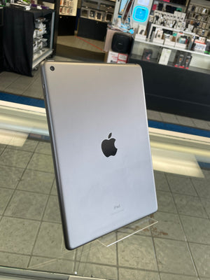 iPad 8th Gen 32GB WiFi Pre-owned
