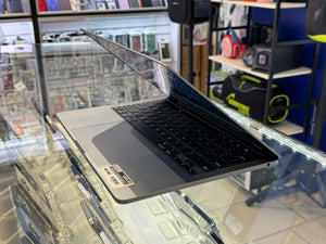 Macbook Pro 2020 8gb 256gb M1 Pre-owned