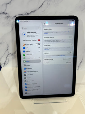 iPad Air 11" M3 128GB Unlocked Pre-owned