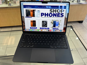 MacBook Air 13 2022 M2 8GB 256GB Pre-owned