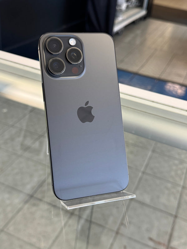 iPhone 15 Pro Max 256GB Unlocked Pre-owned