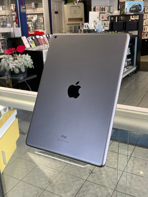 iPad 8th Gen 32GB WiFi Pre-owned