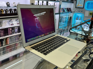 MacBook Air 13 2015 8GB 256GB Pre-owned