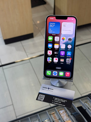 iPhone 16e 128gb AT&T Pre-owned