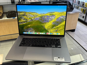 MacBook Pro 2019 16" 32GB 1TB Pre-owned