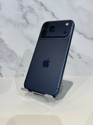iPhone 17 Pro Max 256GB Unlocked Pre-owned