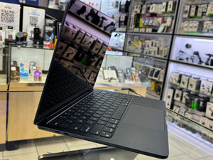 MacBook Air 13 2022 M2 8GB 256GB Pre-owned