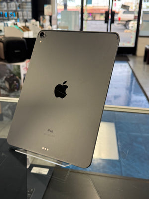 iPad Pro 11" 1st Gen 64GB WiFi Pre-owned