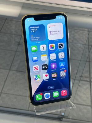 iPhone 11 64GB Unlocked Pre-owned