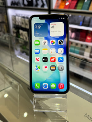 iPhone 11 64gb Straight Talk Pre-owned