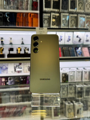 Samsung S24 128GB Cricket Pre-owned