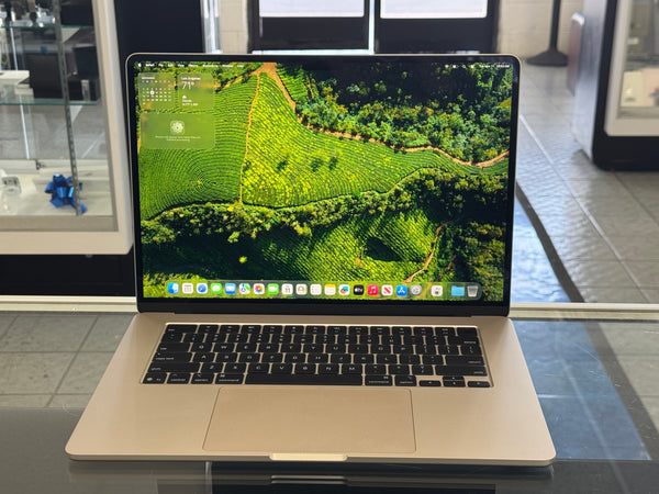 MacBook Air 15 M4 2025 16GB 512GB Pre-owned