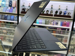 Macbook Air 13 M2 8GB 256GB Pre-owned