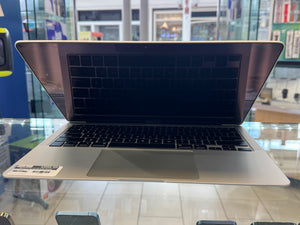 Macbook Air 13 M1 8GB 256GB Pre-owned