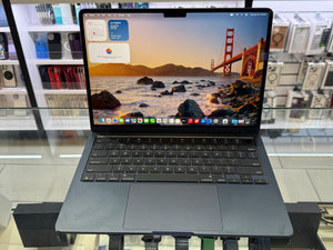 MacBook Air 13" 2025 M4 16GB 256GB