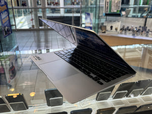 Macbook Air 13 M1 8GB 256GB Pre-owned